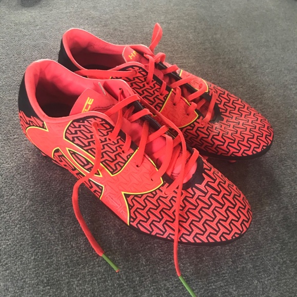 🔶5/20$!! Under Armour Neon Force Cleats - Picture 2 of 11